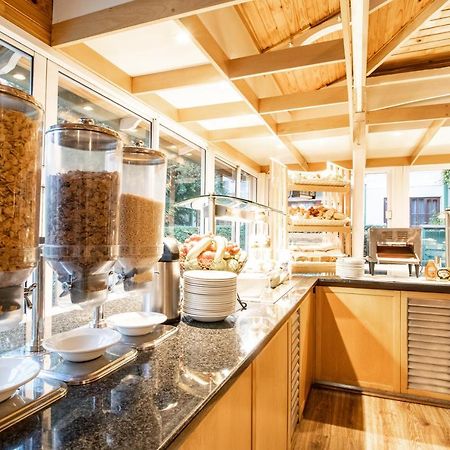 Sentinel Luxury Suite Hotel Pretoria Ngoại thất bức ảnh