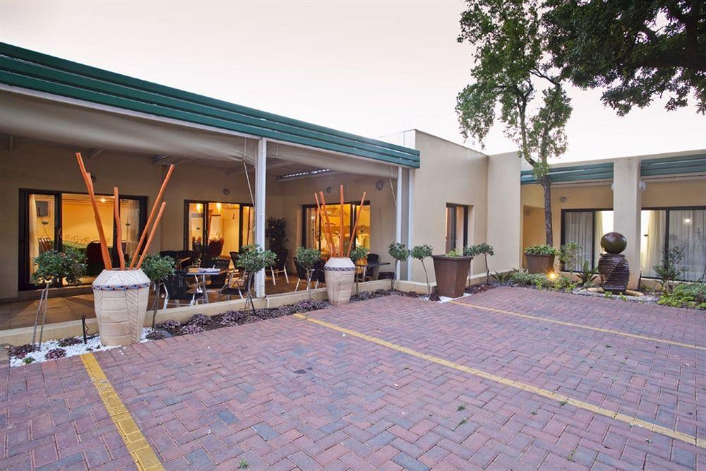 Sentinel Luxury Suite Hotel Pretoria Ngoại thất bức ảnh